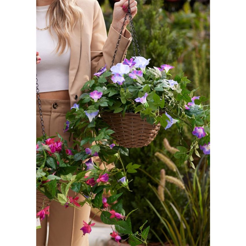 Petunia in hanging basket tt purple 70cm